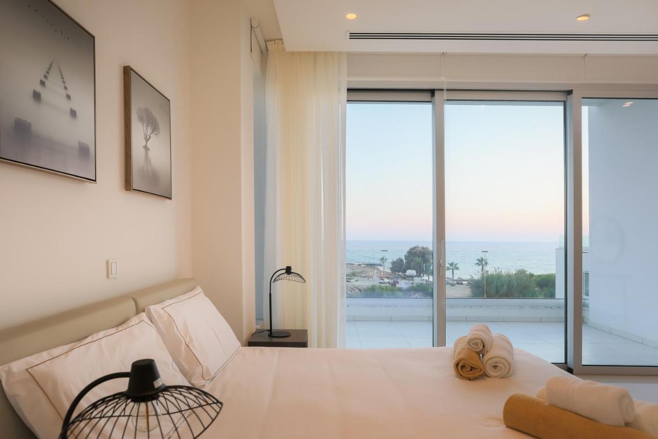 Sea Pearl Beachfront Villas - Breeze Ajía Nápa Eksteriør bilde