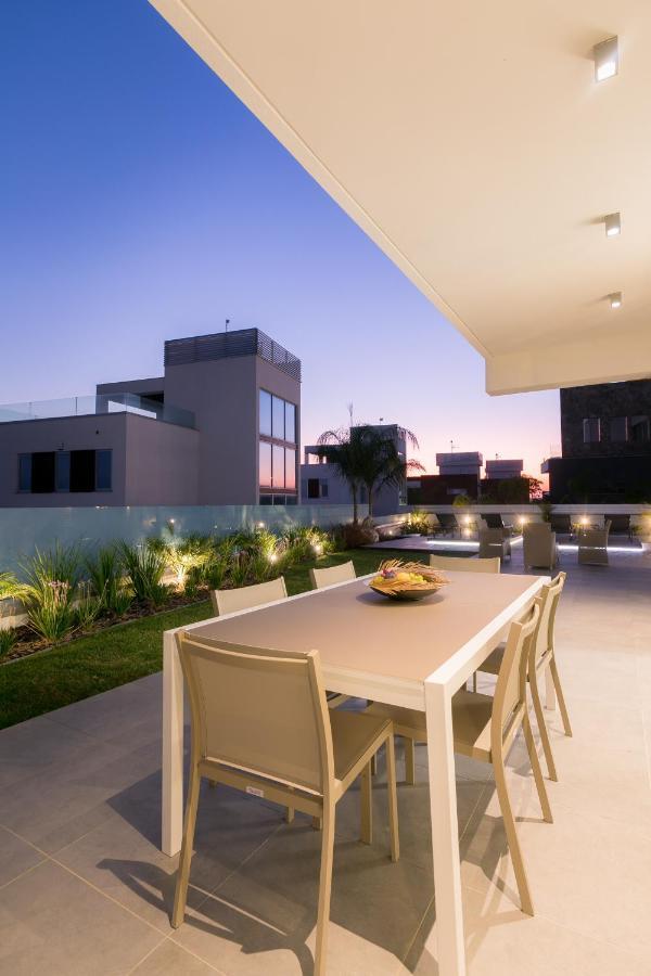 Sea Pearl Beachfront Villas - Breeze Ajía Nápa Eksteriør bilde