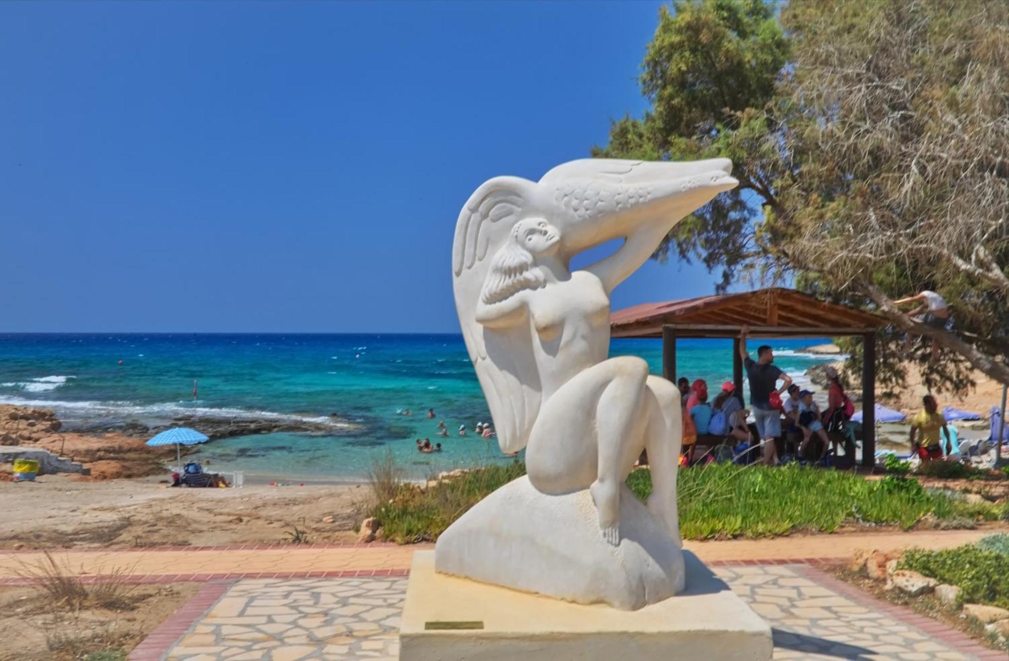 Sea Pearl Beachfront Villas - Breeze Ajía Nápa Eksteriør bilde