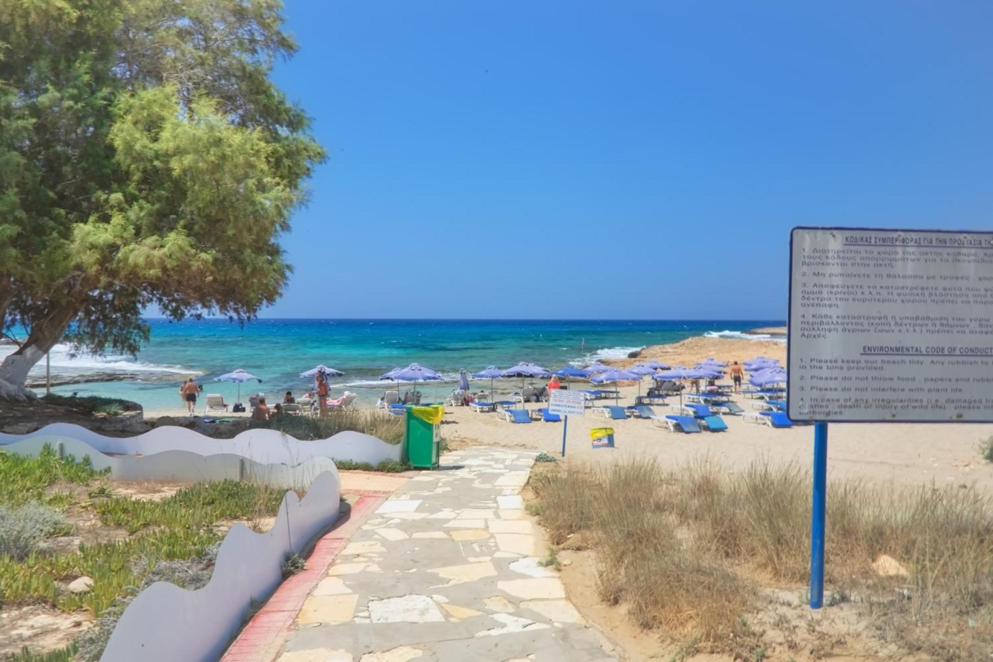 Sea Pearl Beachfront Villas - Breeze Ajía Nápa Eksteriør bilde