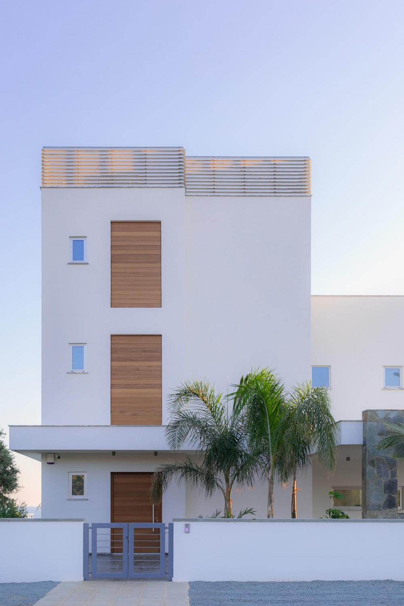 Sea Pearl Beachfront Villas - Breeze Ajía Nápa Eksteriør bilde
